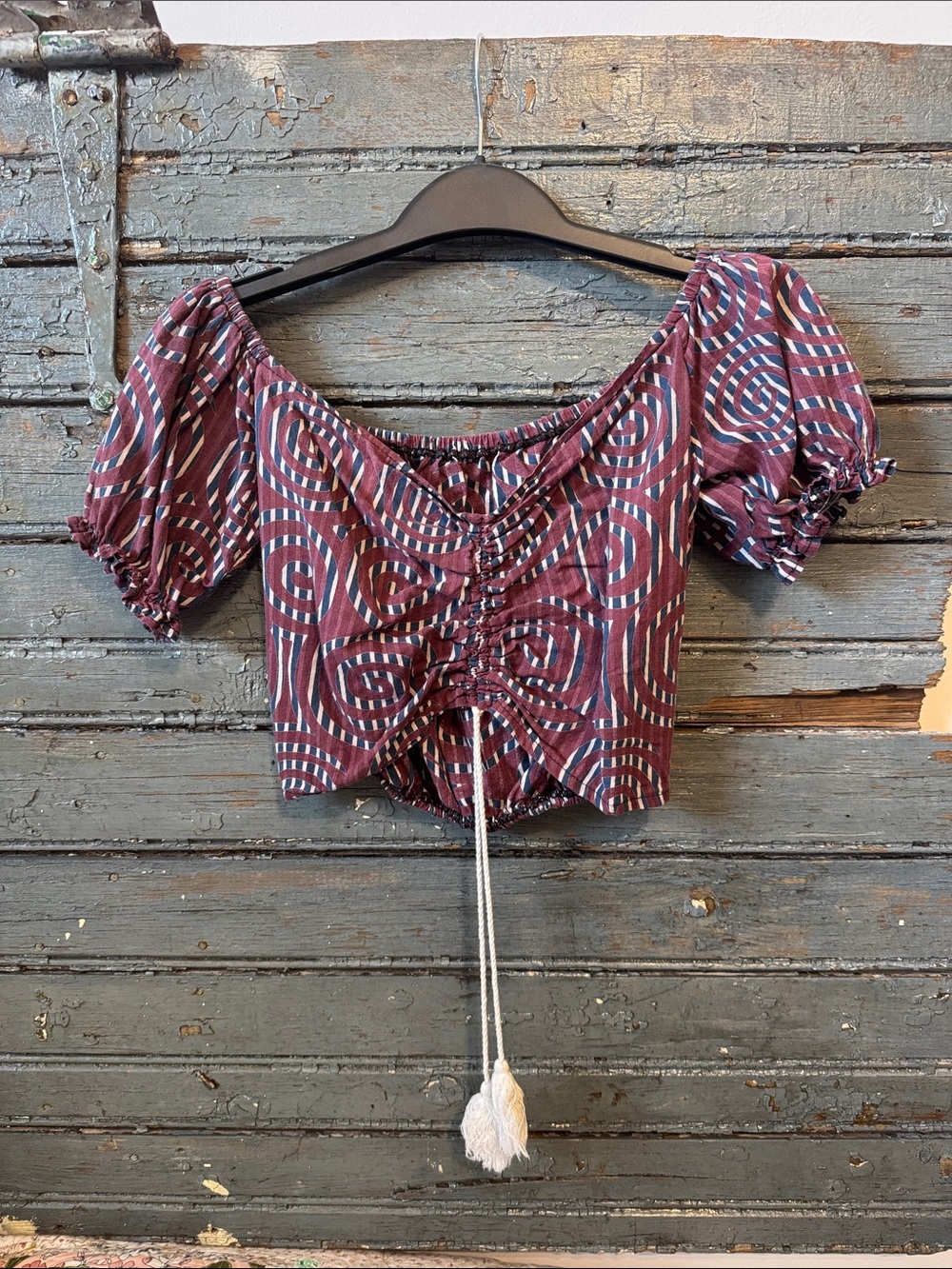 Women's Burgundy Patterned Ruched Crop Top